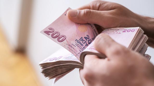 Asgari ücret için 'Tablo net' çıkışı 'Altında belirlenecek'