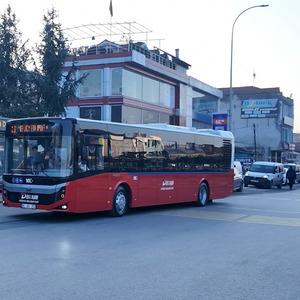 Özlü, "Öğrencilerimizi mağdur etmeyeceğiz" diyerek duyurdu! Ulaşımda yüzde 50'lik indirim