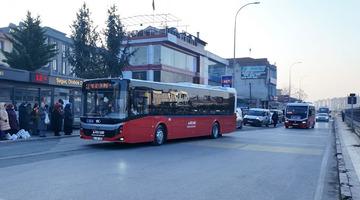 Özlü, "Öğrencilerimizi mağdur etmeyeceğiz" diyerek duyurdu! Ulaşımda yüzde 50'lik indirim