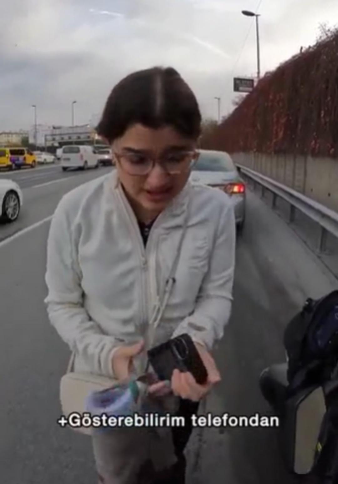 Yolda bir anda durduruldu! İstek karşısında şaşkına döndü: Arkasına alıp bakın nereye götürdü 4