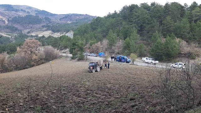 Bolu&rsquo;da trakt&ouml;r devrildi: 1 &ouml;l&uuml;, 1 yaralı 5