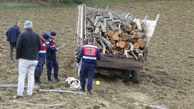 Bolu&rsquo;da trakt&ouml;r devrildi: 1 &ouml;l&uuml;, 1 yaralı 4