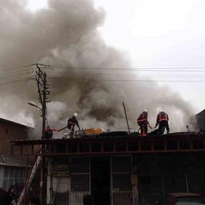 Malatya’da sanayi sitesindeki yangın kontrol altına alındı