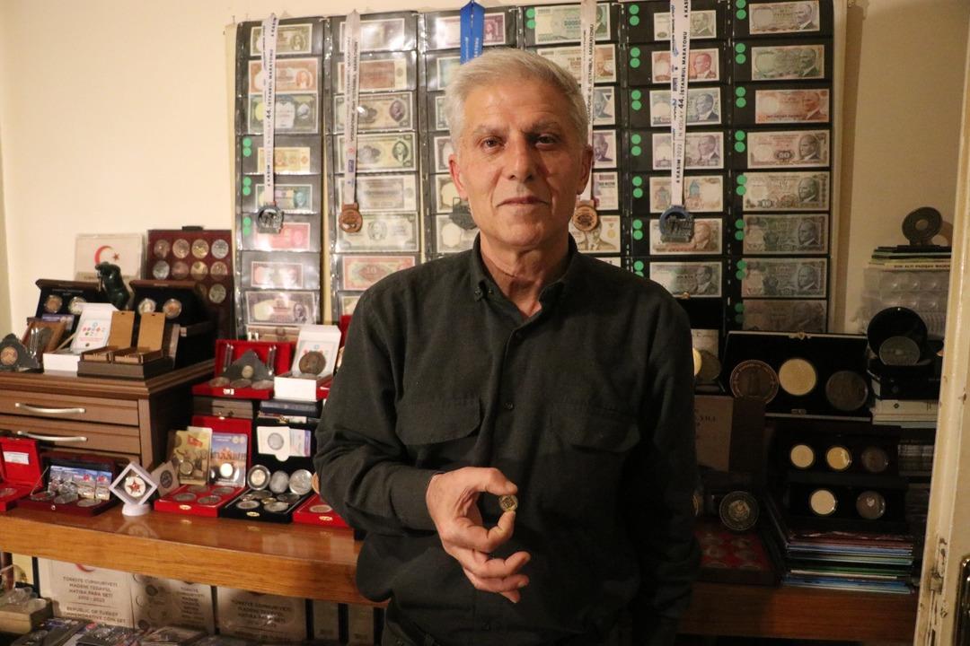 36 yıldır koleksiyonerlik yapıyor! 34 bin TL ye 25 kuruş: Altın olduğunu söylüyorlar ama... 2