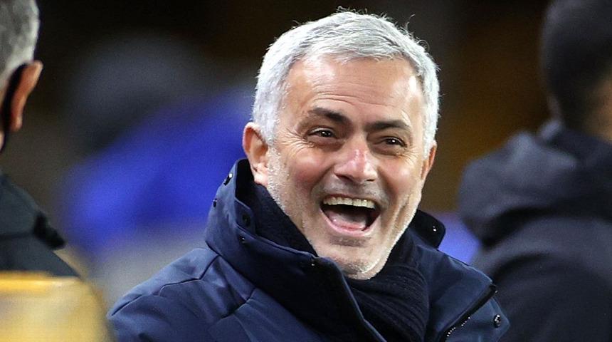 Jose Mourinho'nun otel masrafları ortaya &ccedil;ıktı! 750 bin Euro değilmiş...