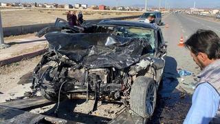 Aksaray’da otomobiller kafa kafaya çarpıştı: 2 ağır yaralı