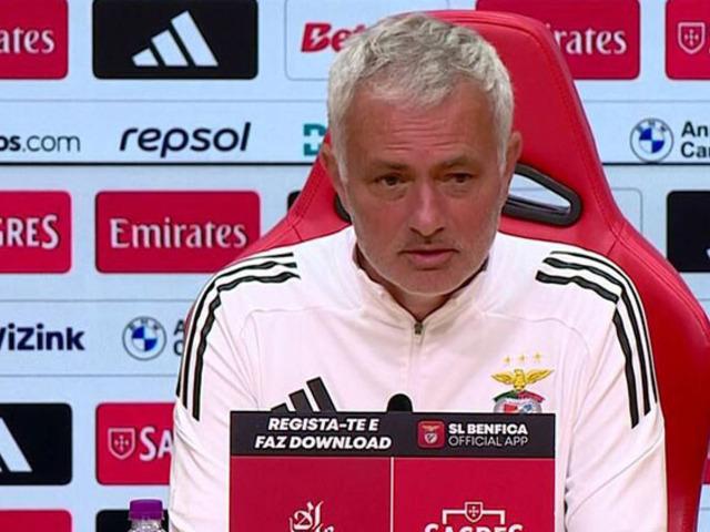 Mourinho'dan sürpriz karar! Herkes Rafa'yı beklerken Mou onu istedi... 