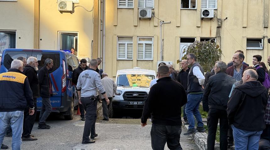 Rize'de serender devrildi: 2 kişi hayatını kaybetti, 1 kişi yaralandı