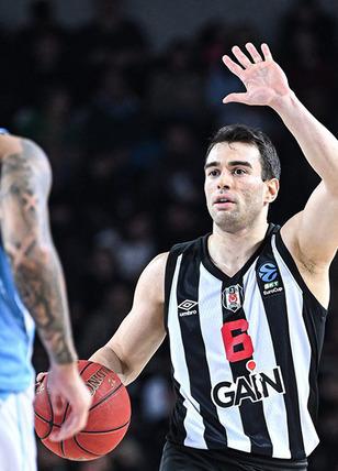 Eurocup'daki Türk derbisinin kazananı Beşiktaş! Türk Telokomu geçtiler...