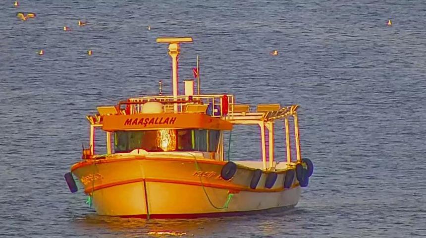 Yunan Sahil Güvenliği Türk Balıkçı teknesine ateş açtı