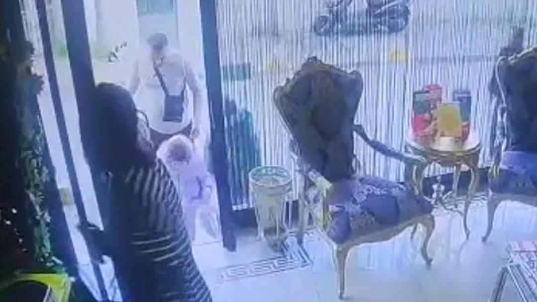 Böcek ailesinin ölümündeki korkunç detay! Savcılık yazısında ortaya çıktı: Otelde kilitli kalmışlar 6