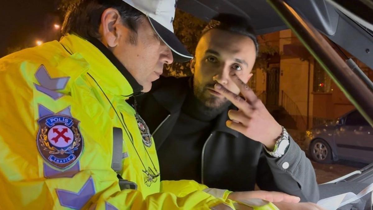 Kayseri'de hareketli dakikalar! Trafik polisi bile şaşırdı: "Mertcan bu ne Mertcan" - Gündem Haberleri