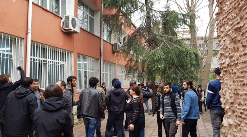 İstanbul Üniversitesi'nde arbede