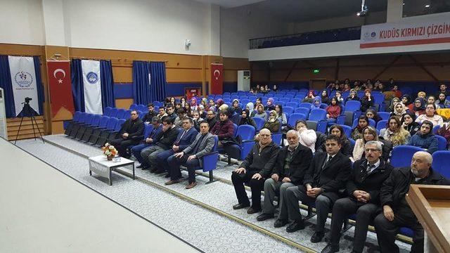 Başkan Yalçın, “Gençlerin Bağımlılıkları” konulu programa katıldı