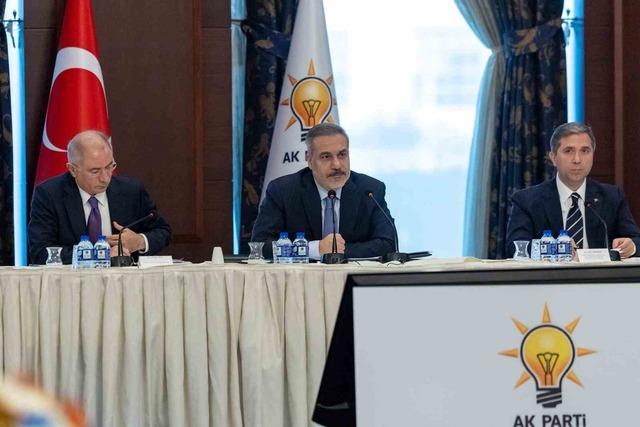 Bakan Fidan Marmara Bölge Milletvekilleri ile bir araya geldi 1