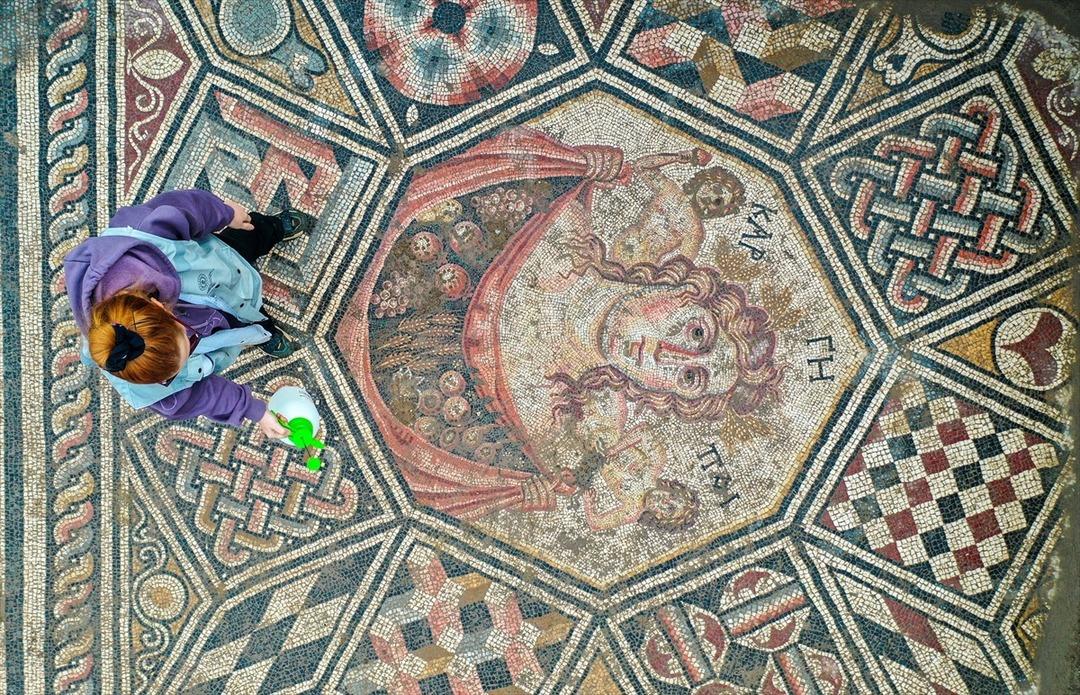 İnsan y&uuml;z&uuml; var, hamam bile olabilir! T&uuml;rkiye yi heyecanlandıran keşif 6