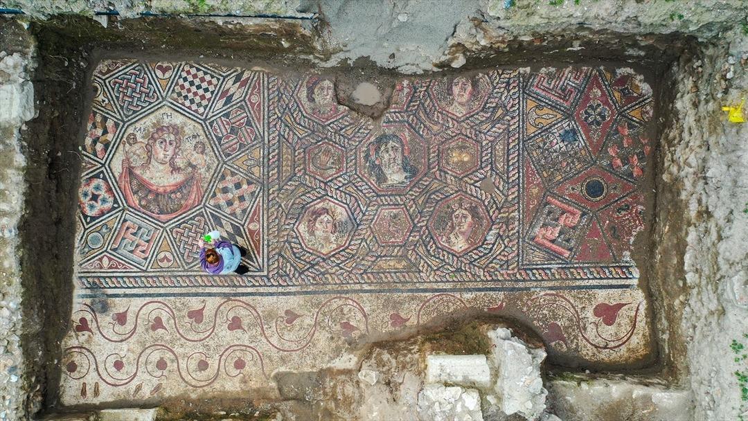 İnsan y&uuml;z&uuml; var, hamam bile olabilir! T&uuml;rkiye yi heyecanlandıran keşif 7