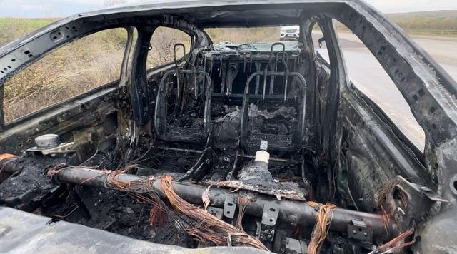 Edirne’de otomobil alev alev yandı 3