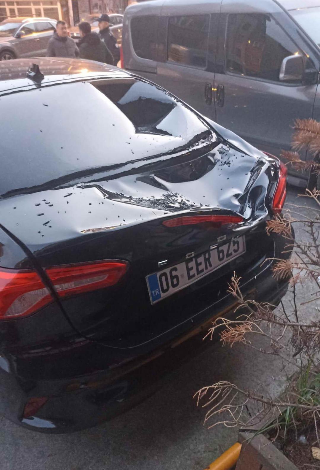 Belediye başkanının aracının üzerine düştü! Feci şekilde can verdi 2