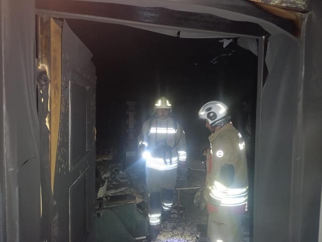 Antakya&rsquo;da yanan ev kullanılmaz hale geldi 2