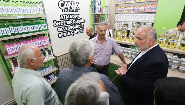 Bu markette para geçmiyor! Çöpe atacaklarına alışveriş yapıyorlar