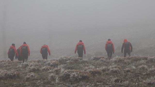 Yoğun sisin etkili olduğu Erzurum'da çoban koyun sürüsüyle kayboldu 