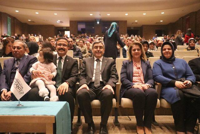 AK Parti Kadın kollarından ilkyardım eğitimi