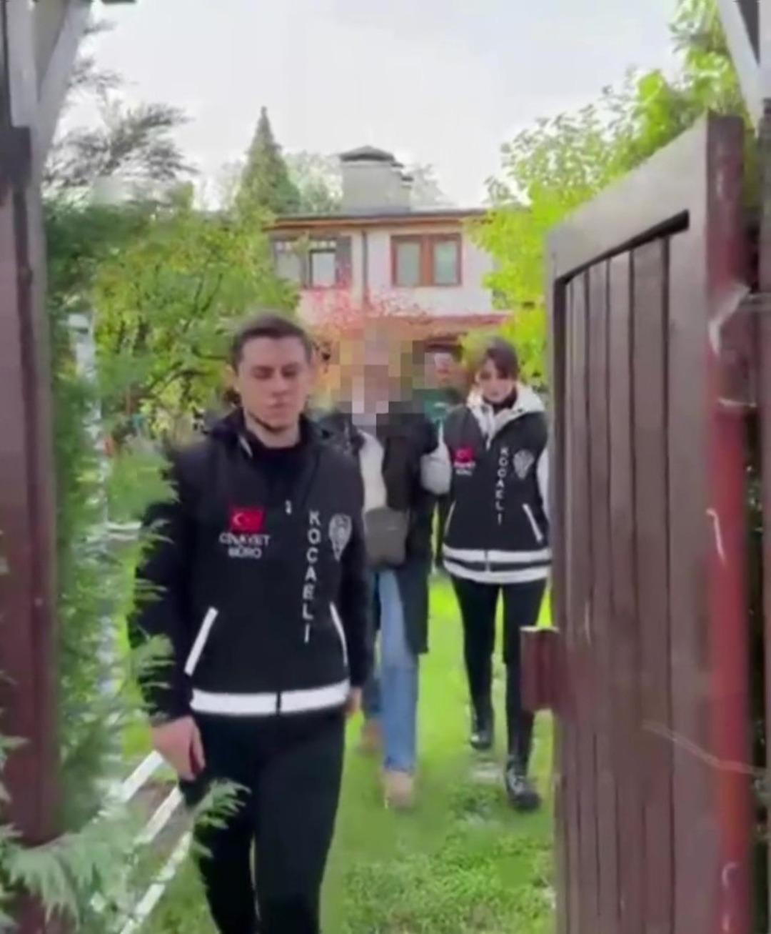 18 yıl &ouml;nce bebeğini g&ouml;bek bağıyla &ouml;ld&uuml;rm&uuml;şt&uuml;: Katil iş kadını &ccedil;ıktı! 4