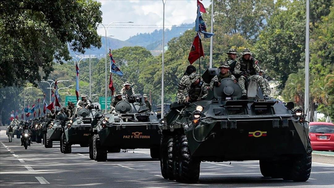 ABD uçak gemilerini göndermişti! Venezuela dan füzelerle savaş hazırlığı 7