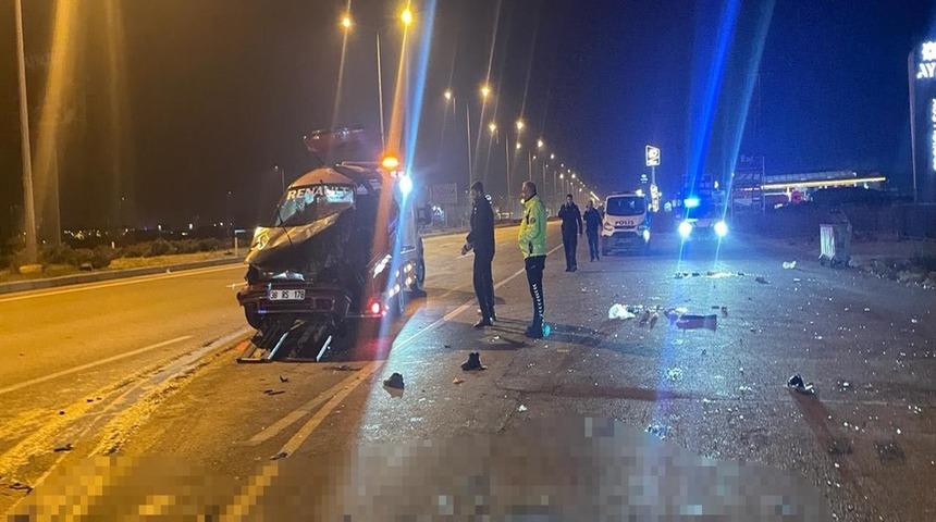 Otomobil takla atıp, karşı şeride savruldu: 1 ölü, 3 yaralı