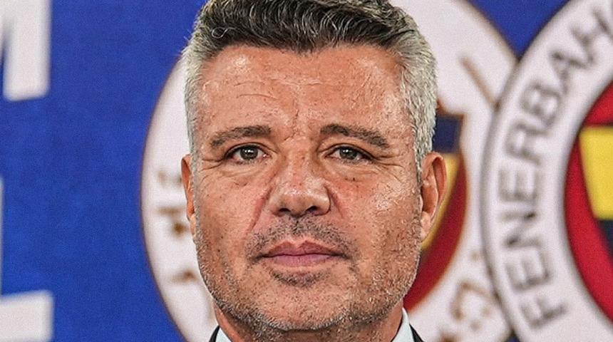 Fenerbah&ccedil;e, 5 futbolcuya aynı anda imza attırdı