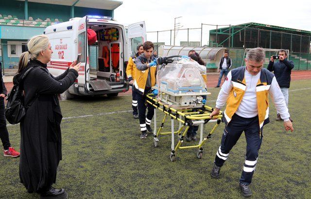 2 günlük bebek, hava ambulansı ile sevk edildi