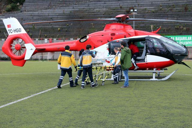 2 günlük bebek, hava ambulansı ile sevk edildi