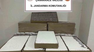 Çanakkale’de kaçakçılık operasyonu: 120 bin dolu makaron yakalandı