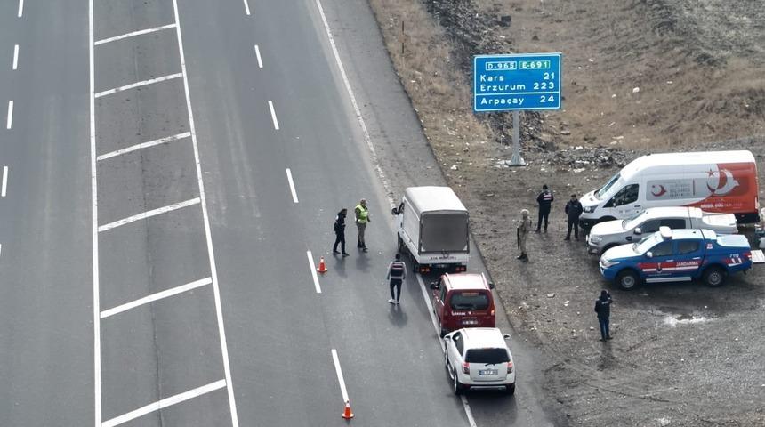Kars&rsquo;ta jandarmadan huzur ve g&uuml;ven uygulaması