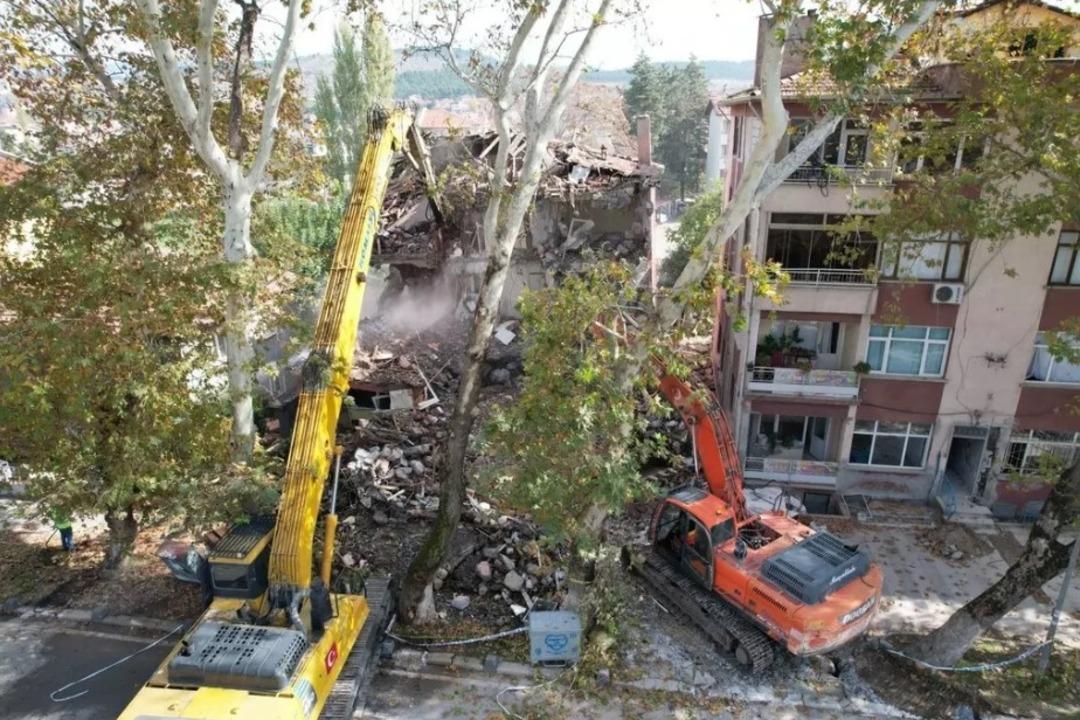 Prof. Dr. Sözbilir den Sındırgı için korkutan açıklama! "İyi bir şey değil, büyük bir deprem olabilir" 4