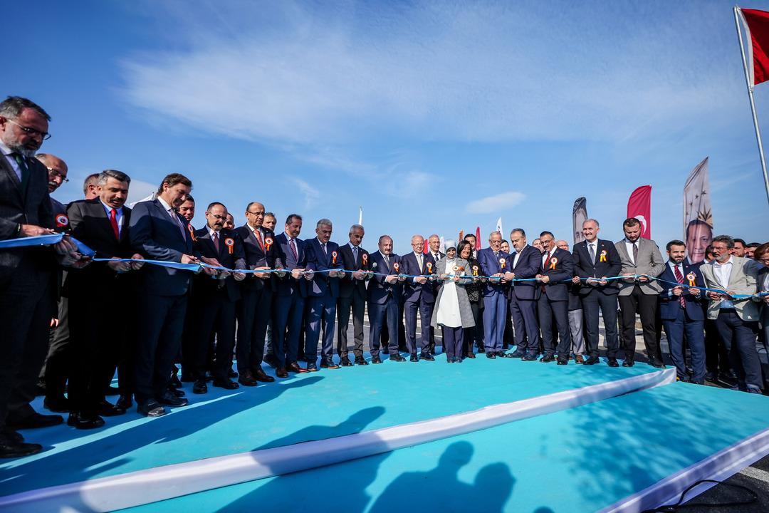 O şehre hızlı tren geliyor! Bakan 2026 yılını işaret etti 2