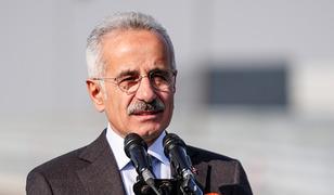 Bakan Uraloğlu, nisan ayı hava yolu istatistiklerini değerlendirdi