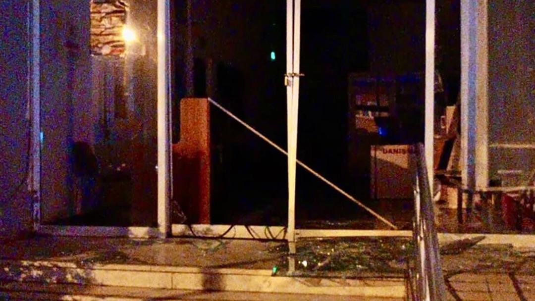 Belediye binasını taşlamıştı! Tehdit mesajları ortaya çıktı: "Canını almaya evine geliyorum" 1