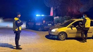 Kurallara uymayan 74 sürücü cezadan kaçamadı