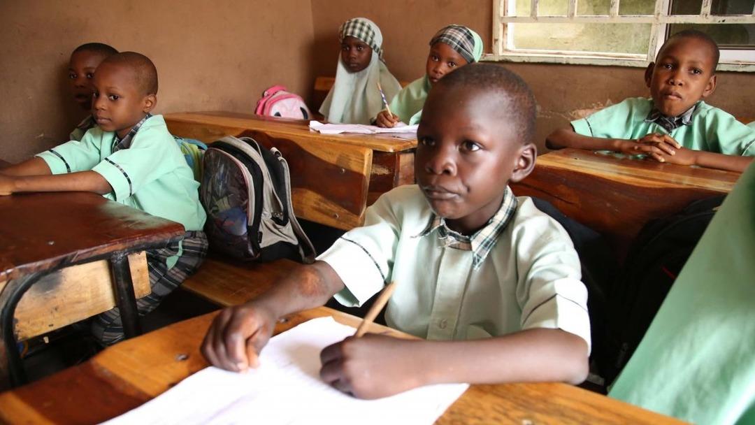 Yer: Nijerya! Silahlı adamlar 52 öğrenciyi okuldan kaçırdı!  1