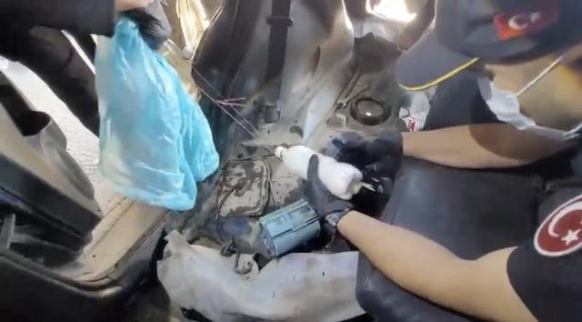 Ağrı’da 15 kilo metamfetamin ele geçirildi 1