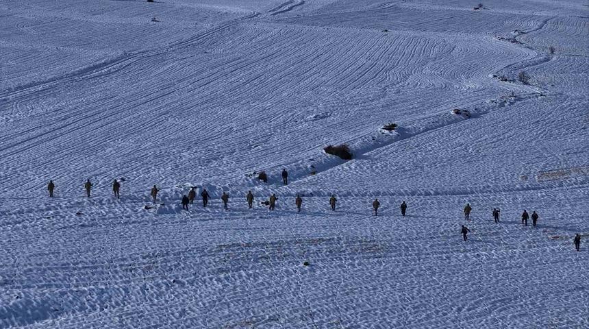 Sivas’ta 8 gündür kayıp olan yaşlı adamı arama çalışmaları sürüyor
