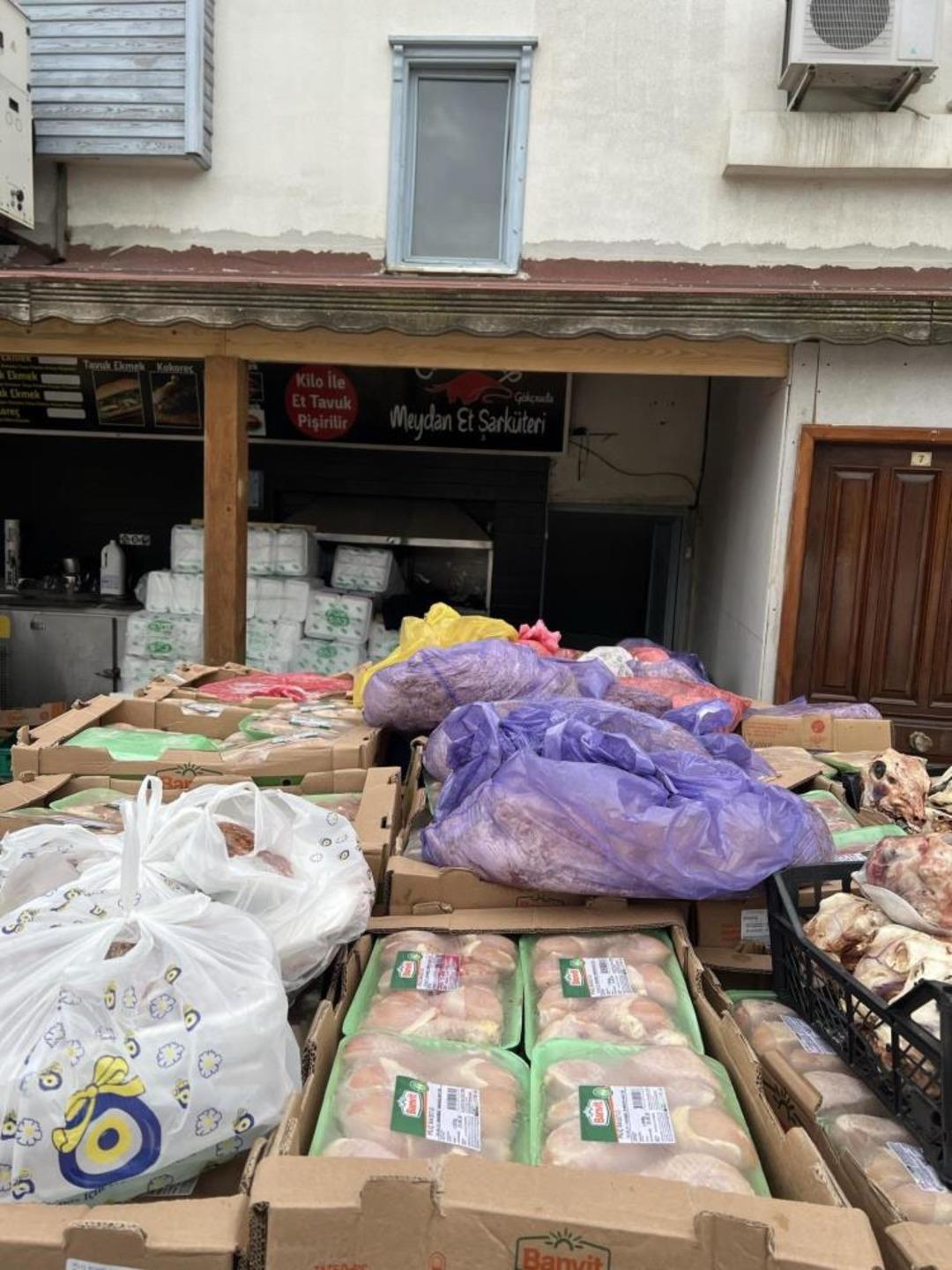 Çanakkale de hijyenik olmayan şarküteri işletmesine yaklaşık 42 bin TL idari para cezası 1