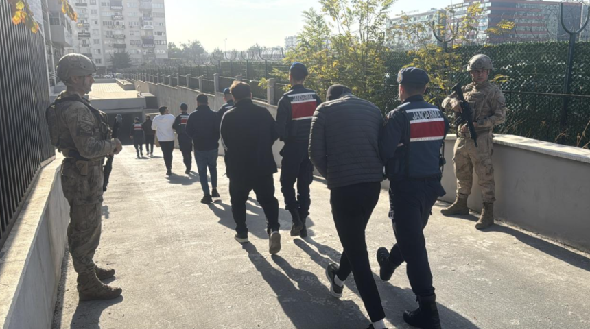 Sayı g&uuml;nden g&uuml;ne artıyor! Bahis operasyonunda 4 hakem daha tutuklandı