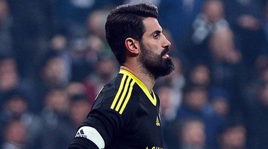 Galatasaray derbisinde Fenerbah&ccedil;e'de kale Volkan Demirel'in