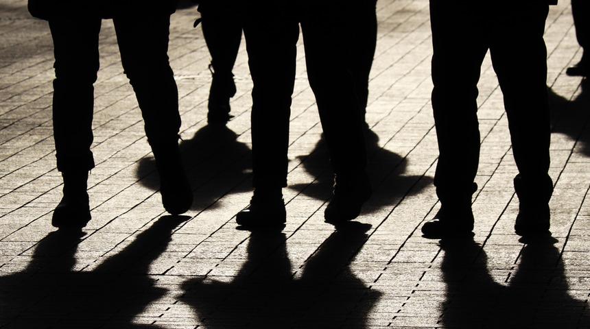 Sa&ccedil; modelleri ele veriyor! Yeni tehlike: 'Tas kafa' &ccedil;eteler...  Murat &Ouml;v&uuml;&ccedil; de dosyaya girdi