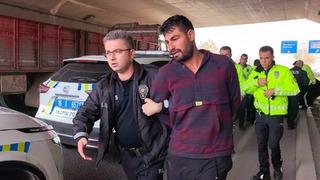 Uzun namlulu silahla birini öldürdü! Nefes kesen kovalamaca