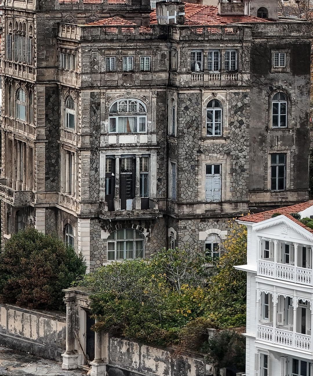 İstanbul Boğazı nın incisiydi: Zeki Paşa Yalısı satışa çıktı! 1