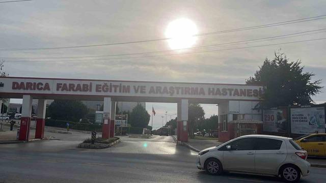 Kocaeli&rsquo;de &ouml;zel lisede gıda zehirlenmesi alarmı: 14 &ouml;ğrenci hastaneye kaldırıldı 3